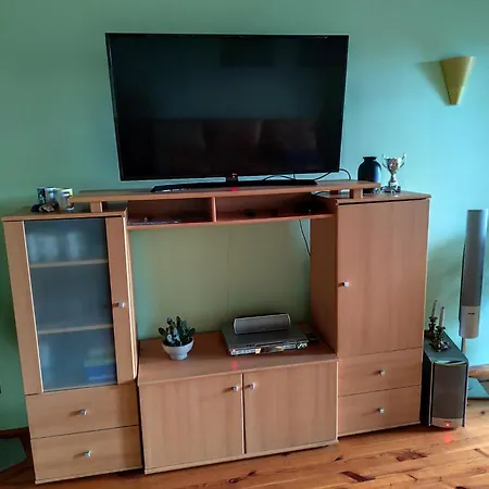 Studija Viloje-quiet 15 Min From Airport Privatunterkunft *
